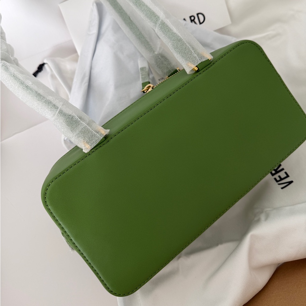 Green Leather Shoulder Bag - TRENDY COLOR - Picture 9 of 11